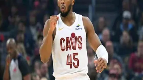 国际奥委会副主席职位花落贝克尔-维厄，央视新闻客户端同步报道